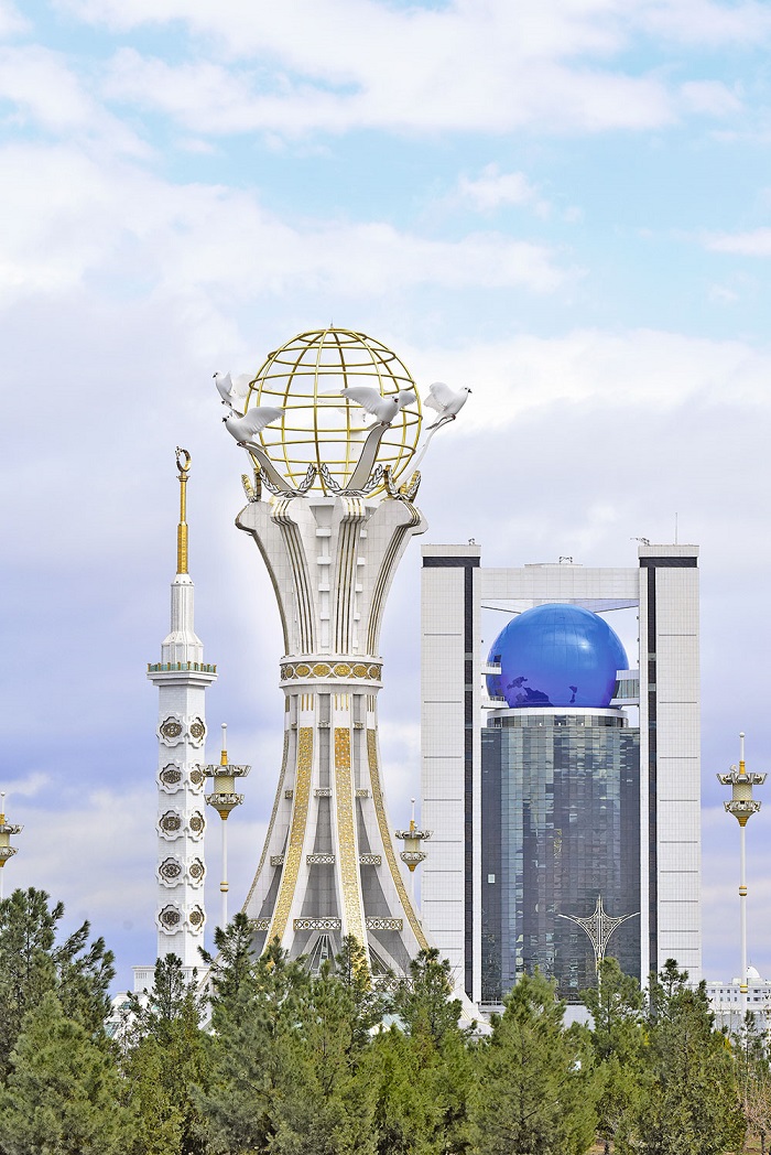 «Halkyň Arkadagly zamanasy» Halkara gatnaşyklarynda ynamly gadamlar